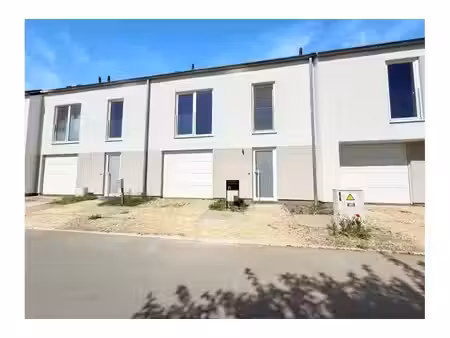 maison à louer avec garage et terrasse   mont-saint-guibert (vbe71112)