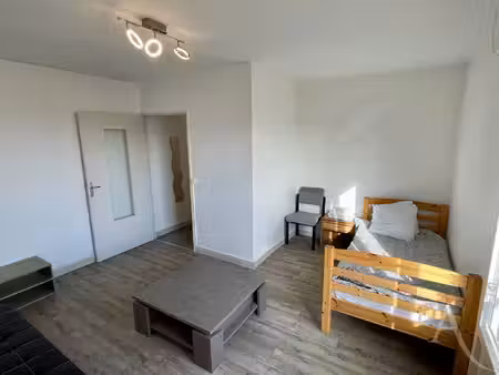 location appartement 1 pièce  28.00m²  châteauroux