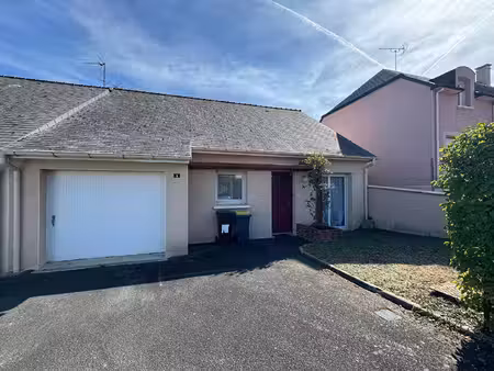 location maison 3 pièces  59.56m²  laval