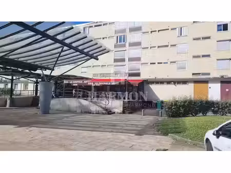 vente locaux professionnels 4 pièces à mourenx (64150)  123 000 €