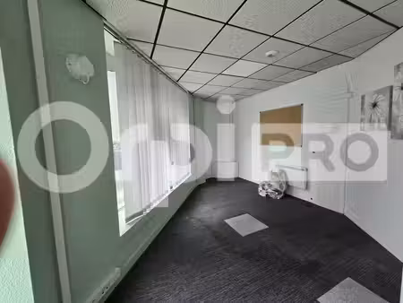 location bureaux montlucon 03100 192m²