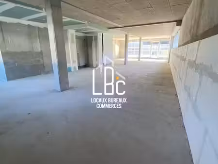 achat local commercial 158m² nantes 44100