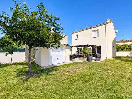 maison à vendre de 5 pièces de 101.8 m²