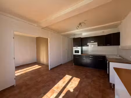 achat appartement 3 pièces 55m² hyeres 83400
