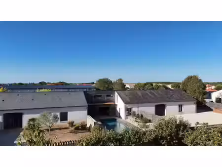 achat maison 6 pièces 212m² beauvoir sur niort 79360