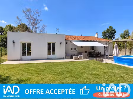 maison à vue (44640)