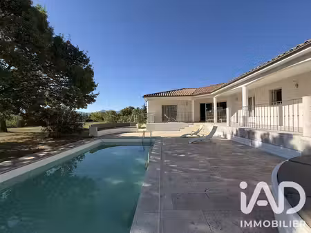 maison traditionnelle à le luc (83340)