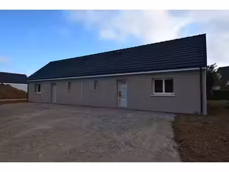 maison jumelée d'un côté sur la commune de vitot