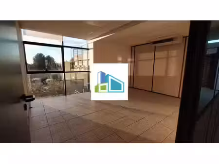 vente bureaux ollioules 83190 118m²