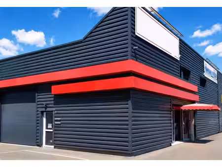 location local d’activités vannes 56000 200m²