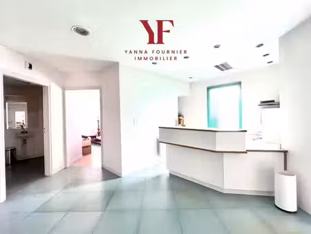 vente commerce plougastel daoulas 29470 147m²
