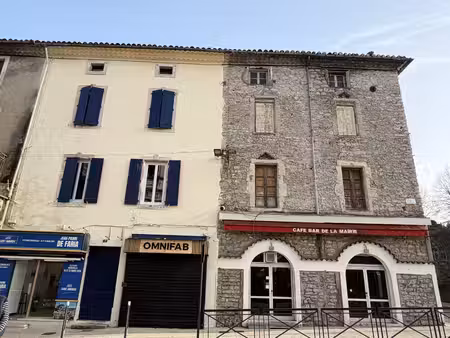 immeuble 11 pièces - 375 m²