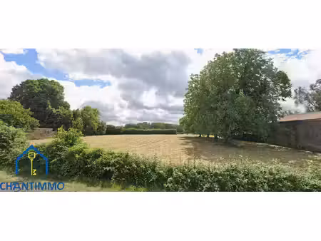 terrain avec vue dégagée sur la campagne à 5 min de sainte