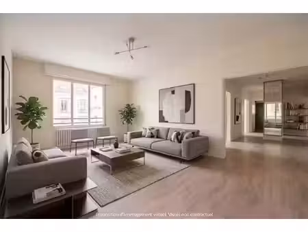 appartement lumineux avec ascenseur et balcon
