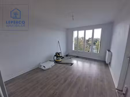 appartement lumineux 2 pièces à villers-cotterêts