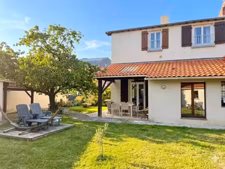 maison 6 pièces - 132 m²