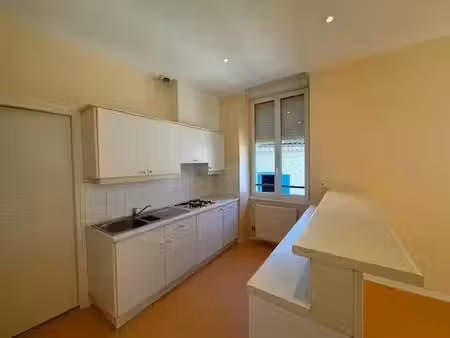 location appartement 2 pièces 47 m² à mazamet (81200)