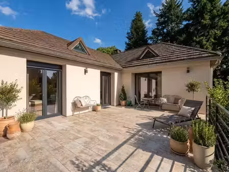 vente maison 6 pièces 98 m² aydat (63970)