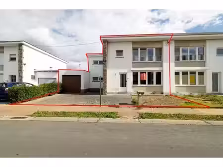 charmante maison avec jardin