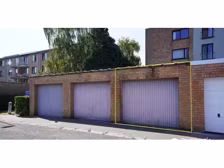box à vendre à sint-andries pour € 29.000