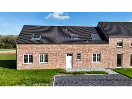 magnifique maison neuve 3 façades dans un coin champêtre