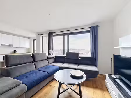 lumineux appartement 2 chambres avec terrasse !
