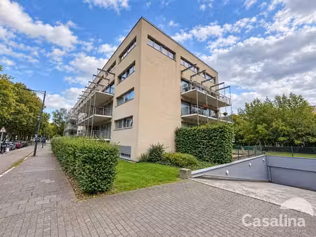 spacieux appartement moderne avec une magnifique terrasse