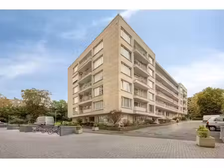 superbe appartement avec terrasse et parking