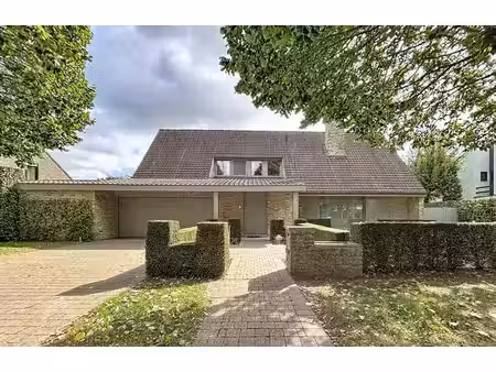 villa de caractère dans un emplacement de choix à marke