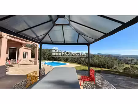 maison de luxe à vendre à la londe-les-maures