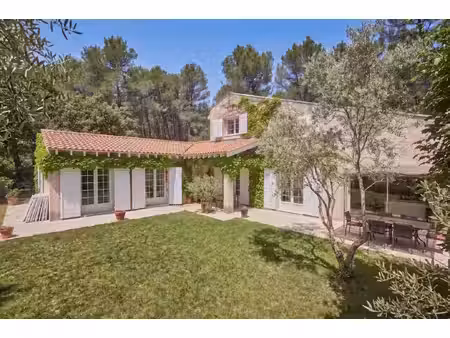 maison de luxe à vendre à beaurecueil