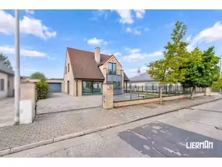 villa à vendre à pater rasschaertlaan 17 erembodegem (rbw98135)
