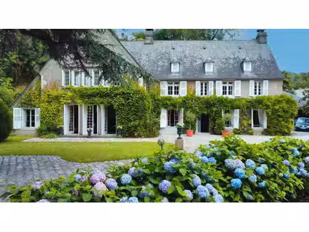villa de luxe à vendre dans le quartier lacaou