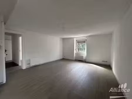 bel appartement au centre d'audincourt