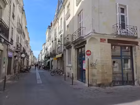 location commerce 43 m² à tours (37000)