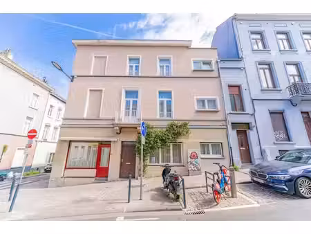 maison de caractère magnifiquement rénovée avec 6 chambres