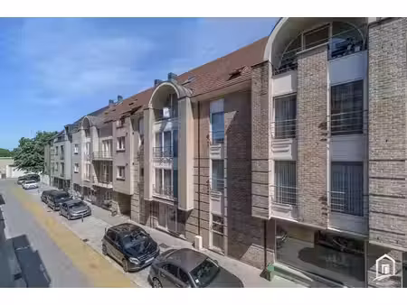 zeer gunstig gelegen duplex in centrum aalst met terras e...