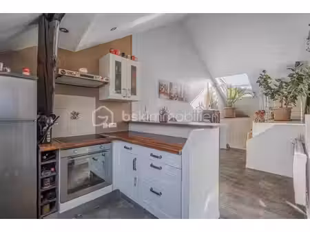 t3 atypique de 78 m² au sol au cœur de rumilly
