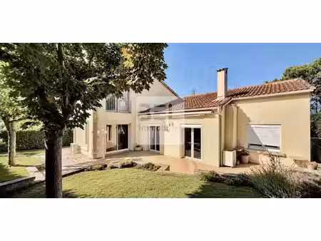maison bagnols-sur-ceze (30)