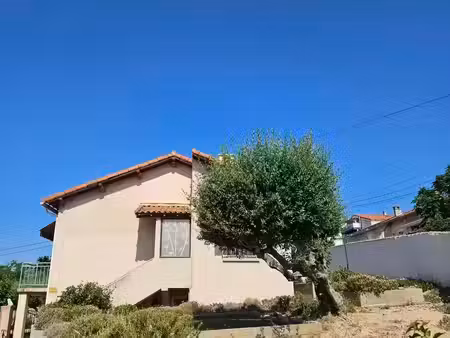 au centre de l'estaque jolie villa t4 avec vue sur mer garage jterrain