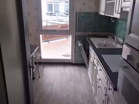 location appartement 3 pièces à houilles (78800) : à louer 3 pièces / 84m² houilles