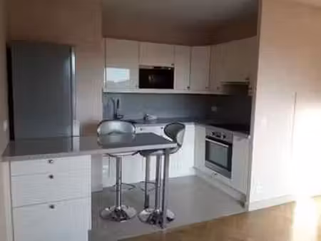 location appartement 2 pièces meublé à vélizy-villacoublay (78140) : à louer 2 pièces meub