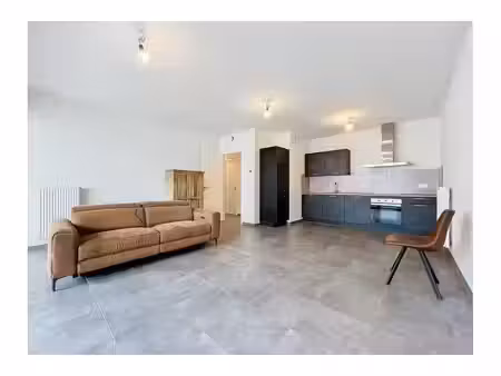 appartement à louer à rue paul pastur 33 tournai (vbe71170)