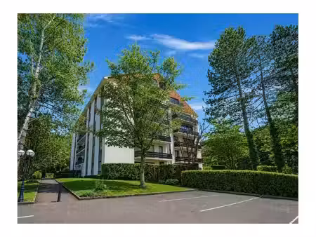 appartement à louer à rue julien colson 49 namur (vbe71160)