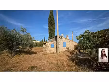 vente garage 30 m² salernes (83690)