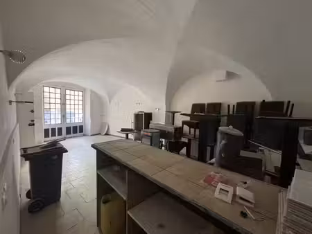 local commercial