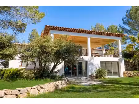 vente maison 5 pièces 200 m² les arcs (83460)