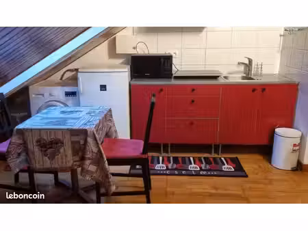studio meublé 16m2 elancourt (30m2 au sol)