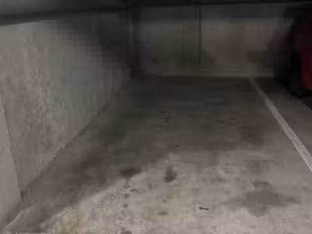 garage  sécurisée dans résidence