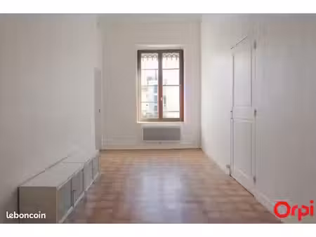 appartement 1 pièce 47 m²